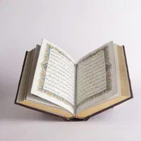 قرآن نفیس وزیری چرم قلمکاری(کد۳۴و۳۳) فخررازی|کتاب و مجله مذهبی|تهران, بهارستان|دیوار