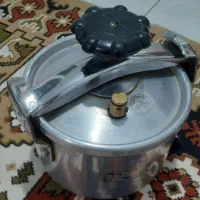 زود پز ۲ لیتری