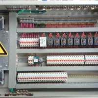 برقکار (خرده کاری)(عیب یابی) ۲۴ساعته تکفاز۳فاز برق|خدمات پیشه و مهارت|رشت, معلم|دیوار