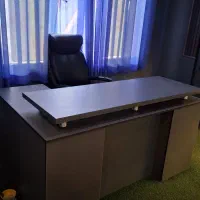 میز مدریت و صندلی|دفتر کار|رشت, چله خانه|دیوار