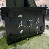 گاوصندوق زیرویترینی سوپر خرّم