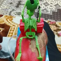 نونو به شلنک هوا وصل میشه تکون‌میخوره