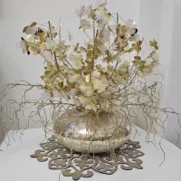 گل و گلدان شیشه ای