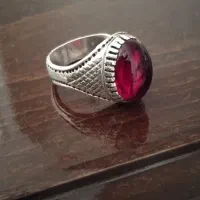 انگشتر نقره یاقوت سرخ