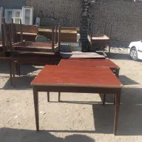 میز رستورانی  و باکس چوبی