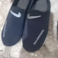 سه تا کفش سالم یکش پوتون بود|لباس|اقبالیه, |دیوار