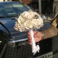 دسته گل مصنوعی کاملا ماندگار.(عروس)