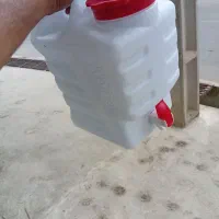 دبه شیر دار