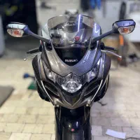 سوزوکی gsxR 1000