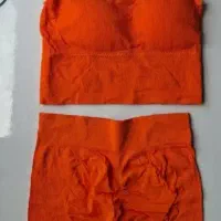 لباس زیر زنانه