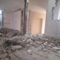 تخریب با نیروی مجرب جوان بنایی سیمان کاری
