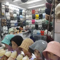 نیازمند فروشنده اقا