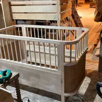 تخت کودک کشویی چوبی برای نوزاد تمام چوب