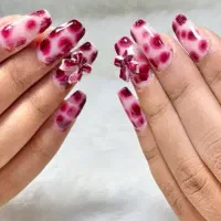 کاشت ناخن۱۰٪تخفیف برای مدت محدود روی تمامی لاین ها