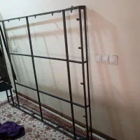 شبکه تخت کم جا