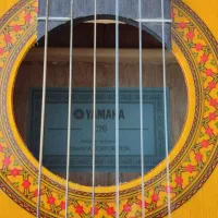 گیتار یاماهاC70