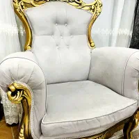 مبل سلطنتی استیل ۷ نفره با دو صندلی میزباندر حد نو