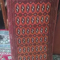 پشتی رنگ قرمز