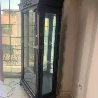 ویترین کاملا سالم و نو