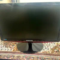 مانیتور،کیس،موس و کیبورد،اسپیکر