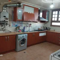 نیازمند-همخانه-خانم