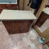واگذاری قفسه مغازه مخصوص لباس و سه عدد مانکن مردان|فروشگاه و مغازه|اردبیل, |دیوار