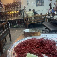 سری زن قهوه خانه