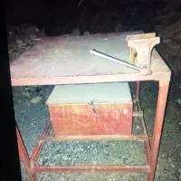 میزکار با گیره