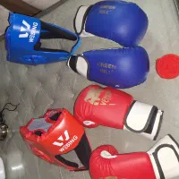 وسایل و تجهیزات ووشو ( دستکش و کلاه )