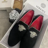 کفش و کمربند ورساچه