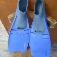 فین شنای سرعت یا کفش شنای قورباغه ای