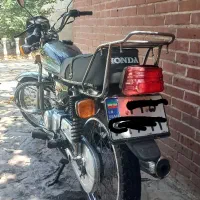 موتورسیکلت ۱۲۵ هوندا