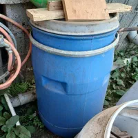 دبه  ۱۲۰ لیتر ۸۰ لیتر|ظروف نگهدارنده، پلاستیکی، یک‌بارمصرف|فومن, |دیوار