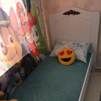 تخت نوزاد و نوجوان