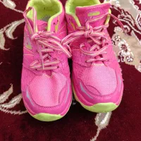 کفش مجلسی و کتونی زنانه