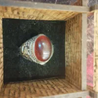 انگشتر عقیق یمنی ( قدمتدار)