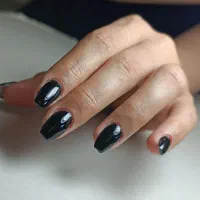 خدمات تخصصی کاشت ناخن با متریال پلی ژل