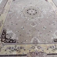 یک عدد فرش ۱۲ متری