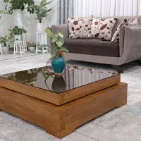 میز چوبی گردان همراه با شیشه
