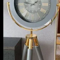 ساعت ایستاده