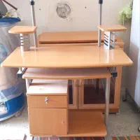 میز کامپیوتر