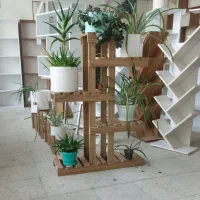 استند گل پله‌ای