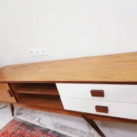 میز تلویزیون چوب گردو شیک و باکلاس