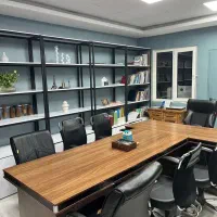 استخدام کاربر کامپیوتر برای ورود اطلاعات در سایت