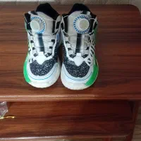 کتانی بچه گانه سایز۳۳