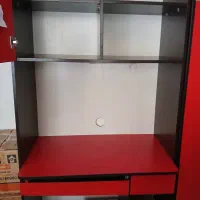 میز تحریروجاکتابی وجای کیبوردم داره