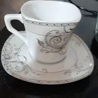 فنجان ونعلبکی