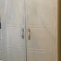 تخت نوزاد نوجوان