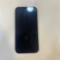 اپل iPhone 12 با حافظهٔ ۶۴ گیگابایت