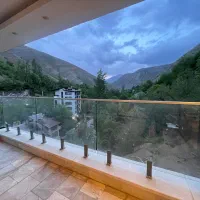 ۱۴۰ متر آپارتمان/ ویو رودخانه / دارای استخر و سونا